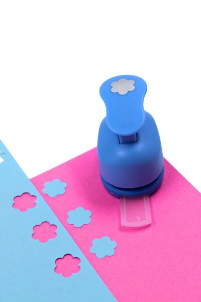Delgeç Şekilli Orta Boy Çiçek 6 Dal Basım Çapı : 1.5 cm - 6